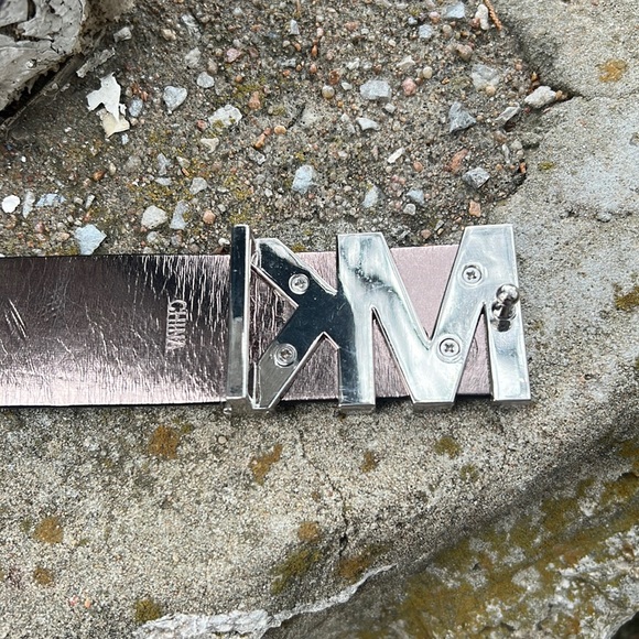 Michael Kors XL Belt - Picture 4 of 11